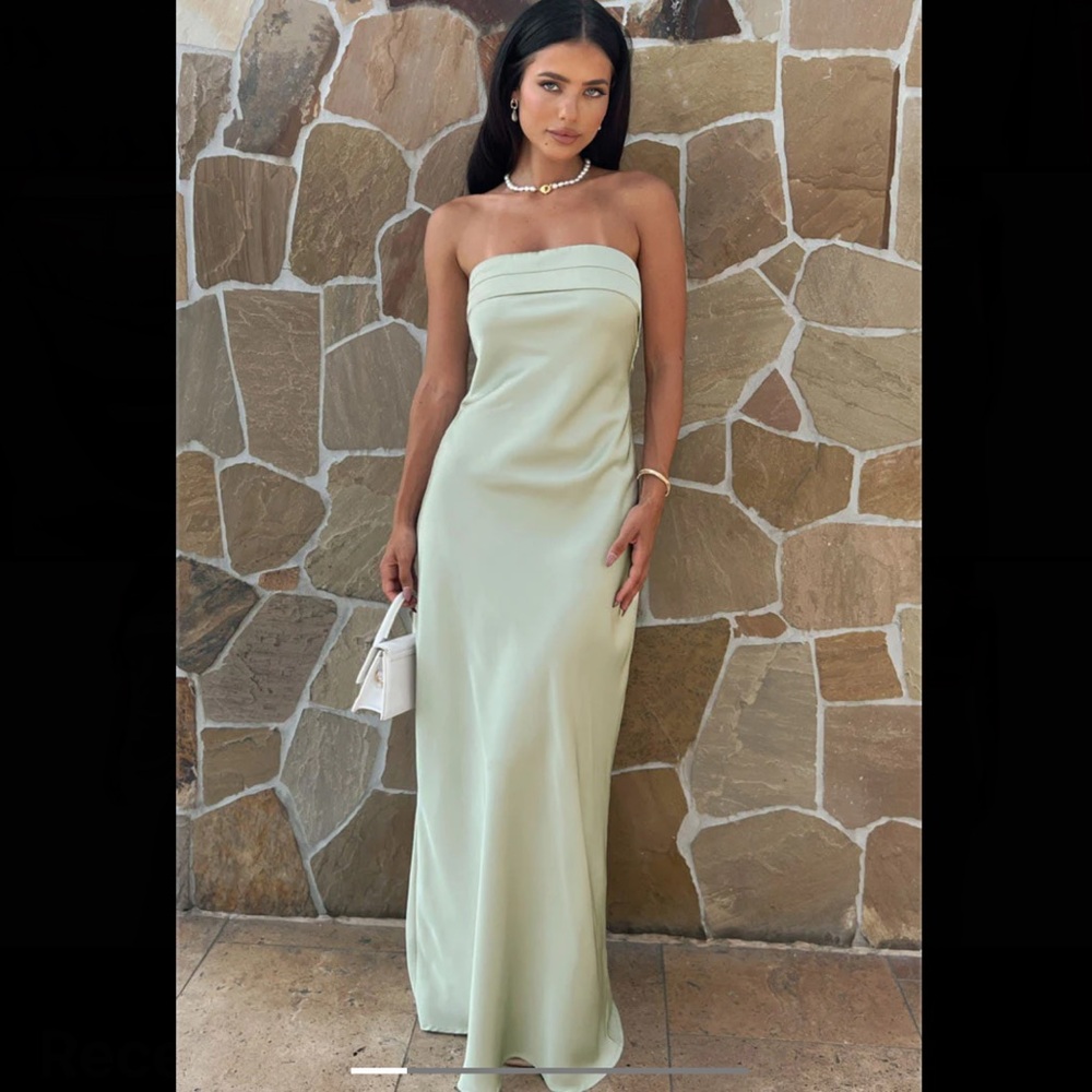 Beginning Boutique | Maiah Sage Maxi Dress | mint green | worn once | 6